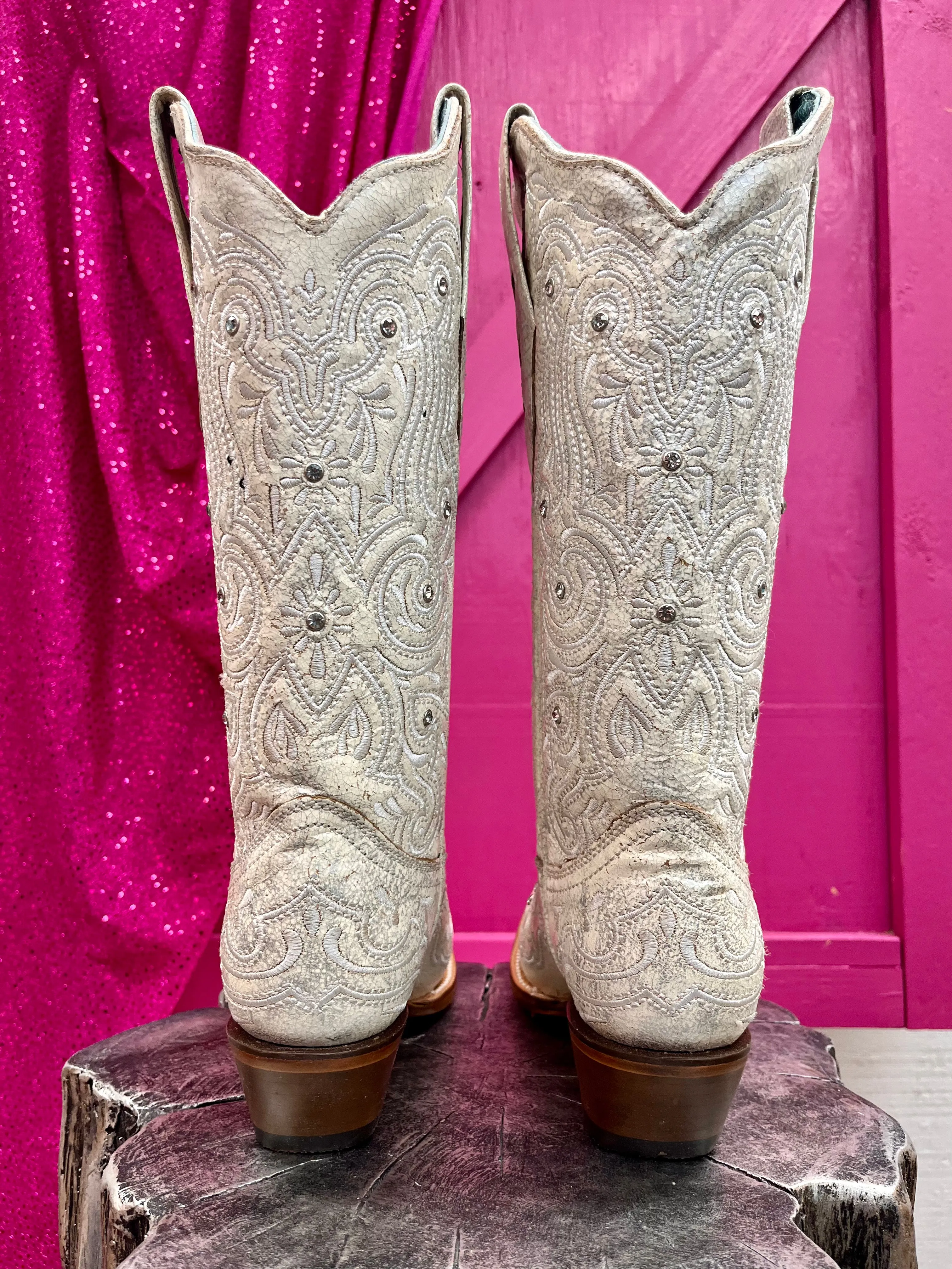 Corral Women's Bone White Crystal Overlay Snip Toe Cowgirl Boots Z5123