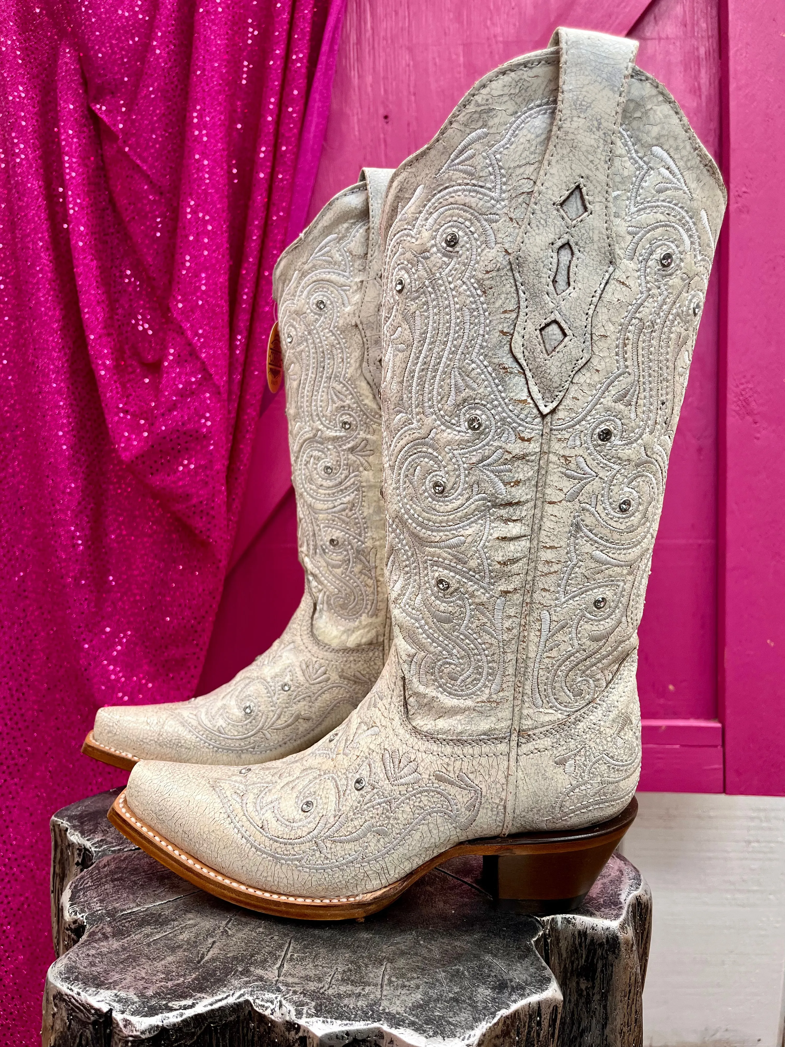 Corral Women's Bone White Crystal Overlay Snip Toe Cowgirl Boots Z5123