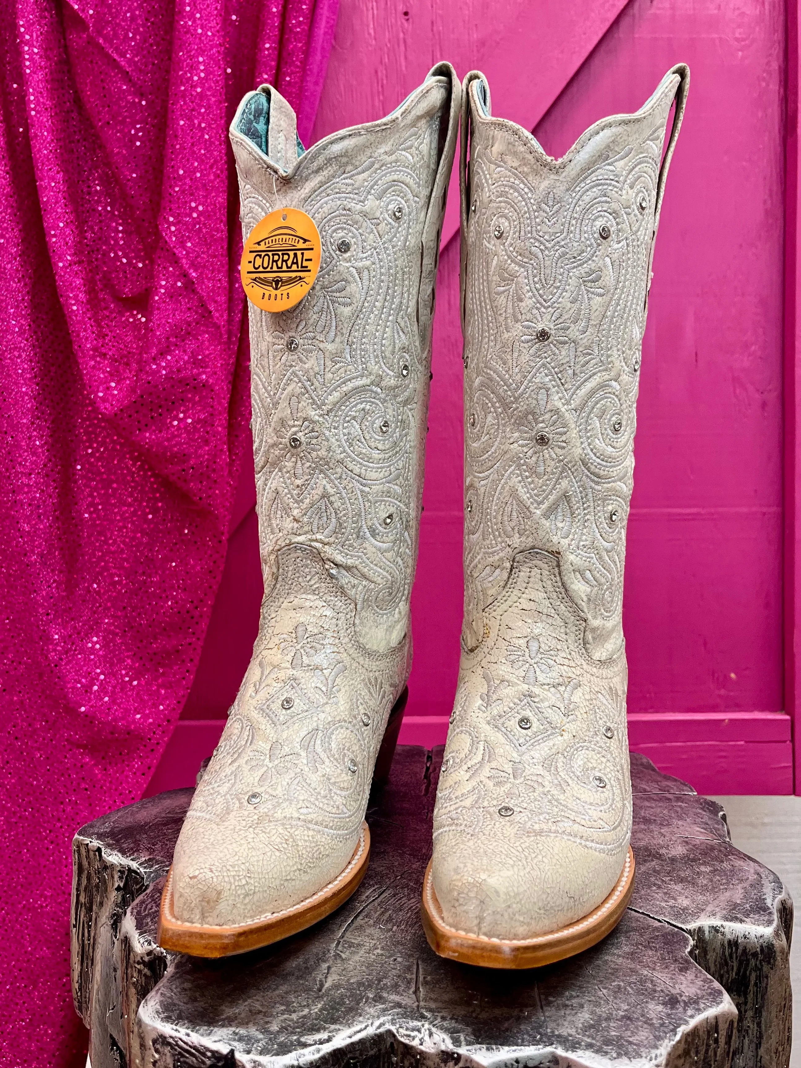 Corral Women's Bone White Crystal Overlay Snip Toe Cowgirl Boots Z5123