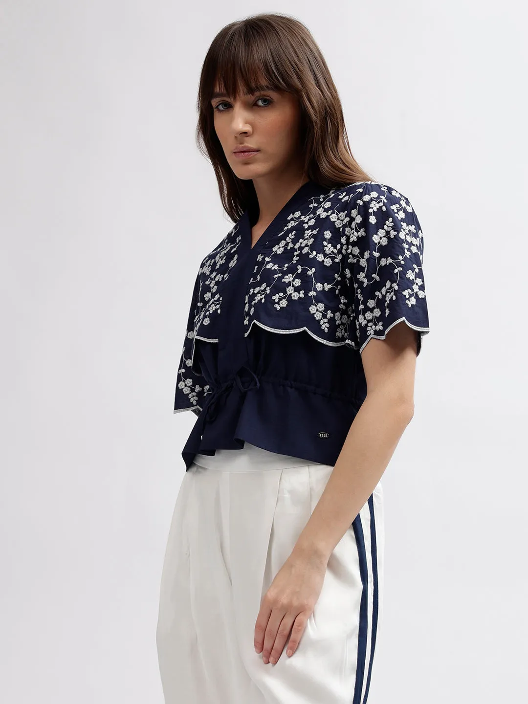 Elle Women Blue Embroidered V Neck Short Sleeves Top