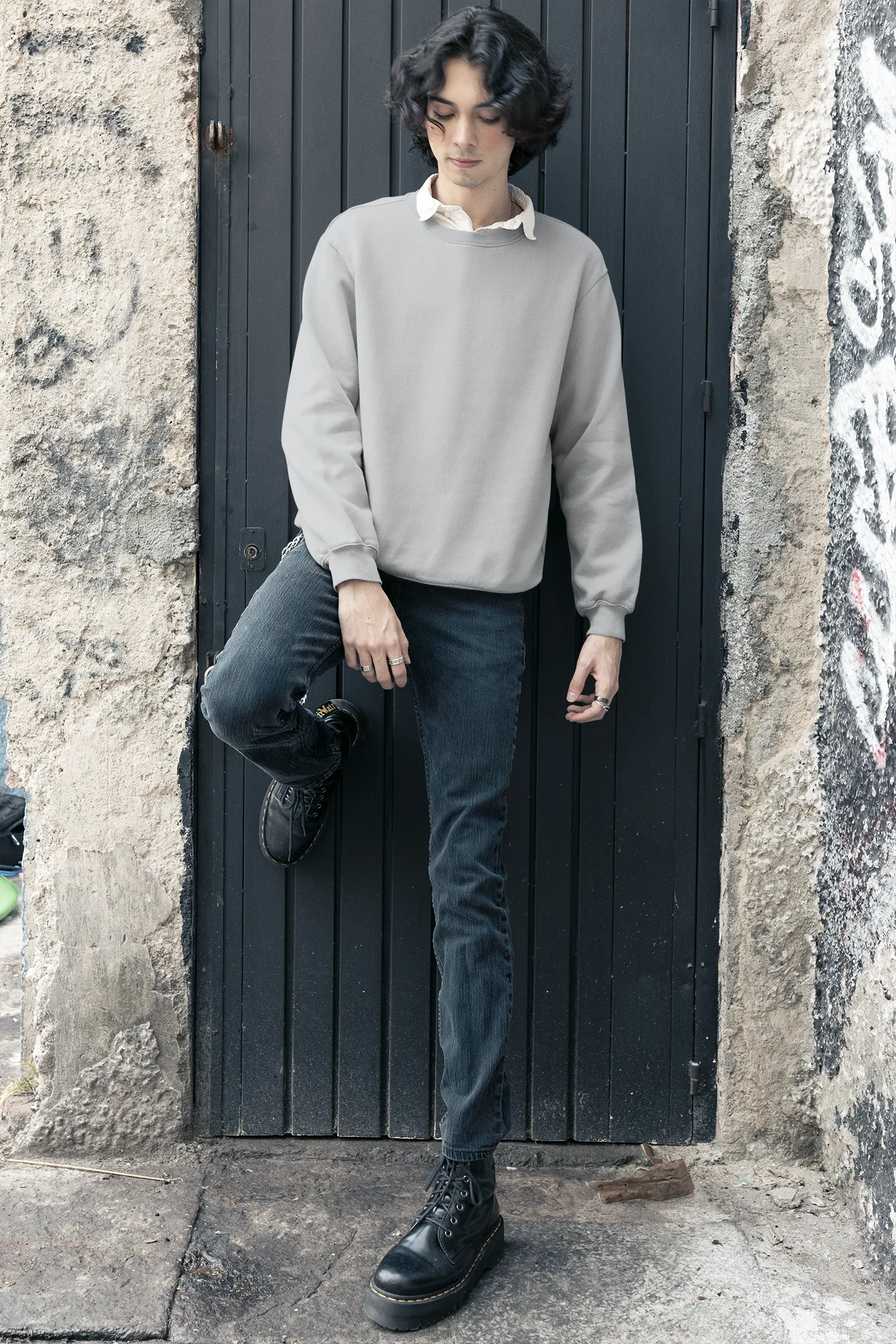Solid : Unisex Classic Fit sweatshirts