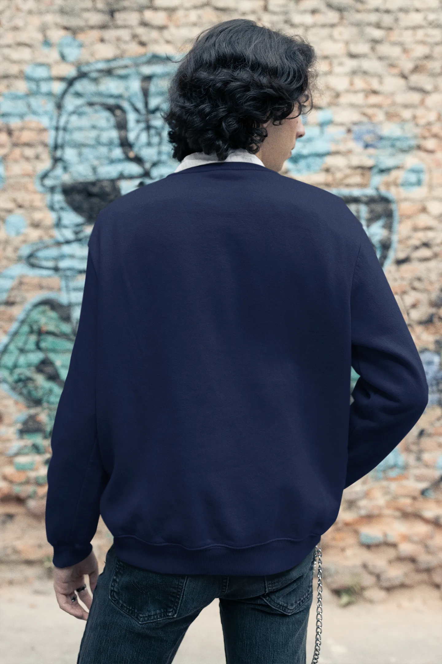 Solid : Unisex Classic Fit sweatshirts