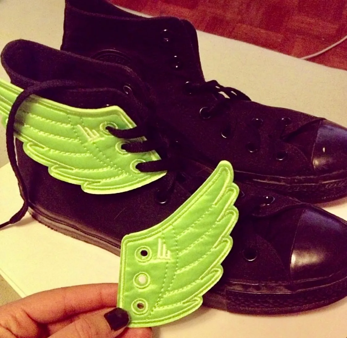 Wings for your shoes!