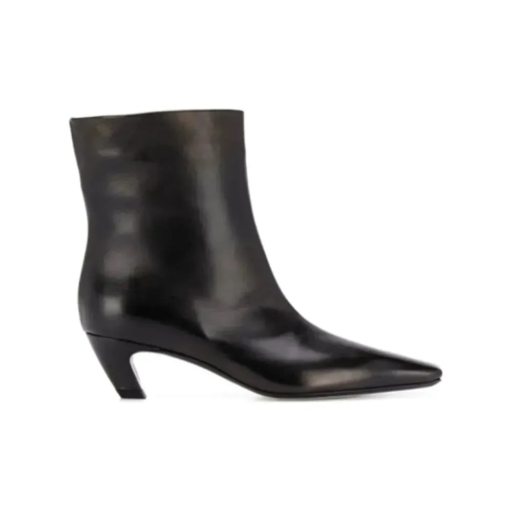 Women's Low Heel Short Pointed Toe Boots